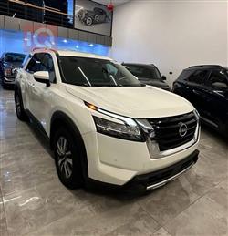 نیسان پاسفایندەر